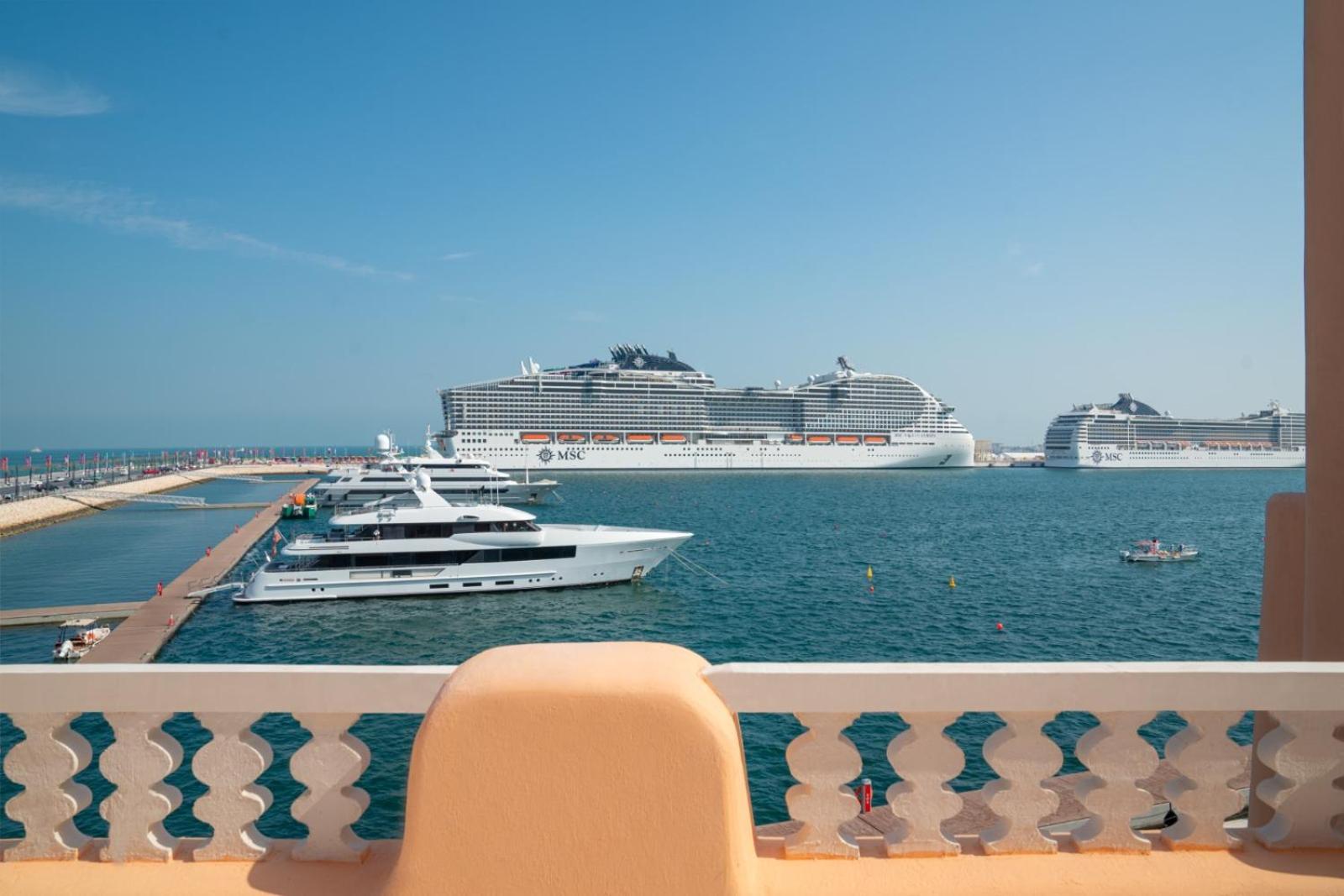 דוחה Mina Hotel And Residences By The Torch מראה חיצוני תמונה The Port of Limassol