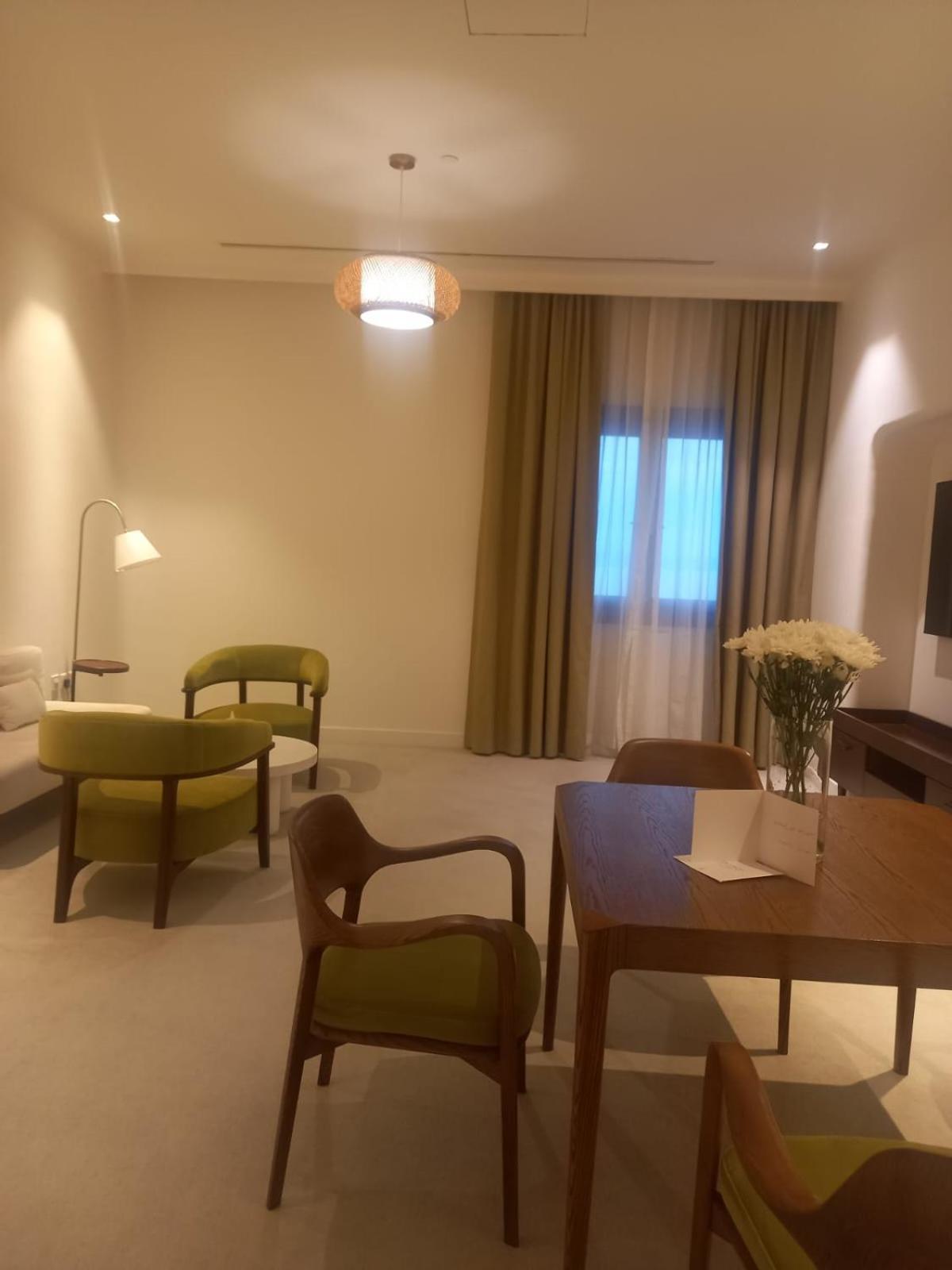 דוחה Mina Hotel And Residences By The Torch מראה חיצוני תמונה A room at the hotel